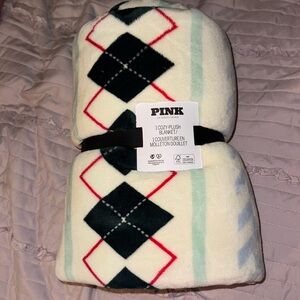 PINK Blanket